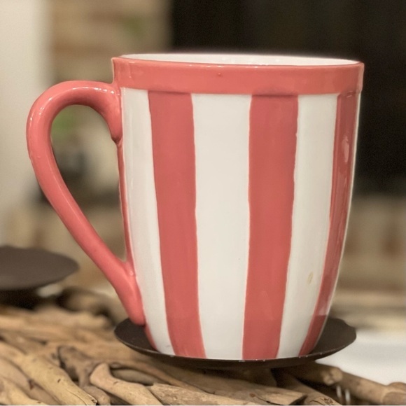 PAIR of 💞Valentine’s Day💞 “Love” Mugs - Picture 7 of 10